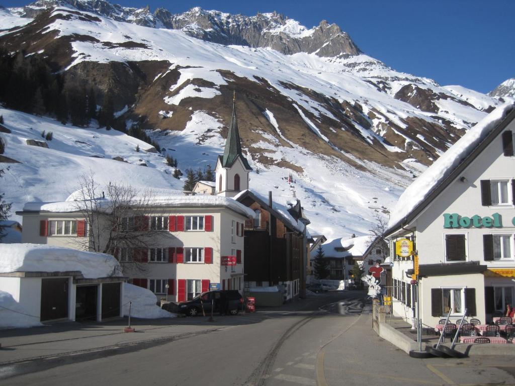 Hotel Des Alpes Realp Екстер'єр фото